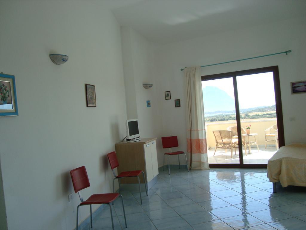 Case Vacanza Rosa Porto San Paolo  Exterior photo