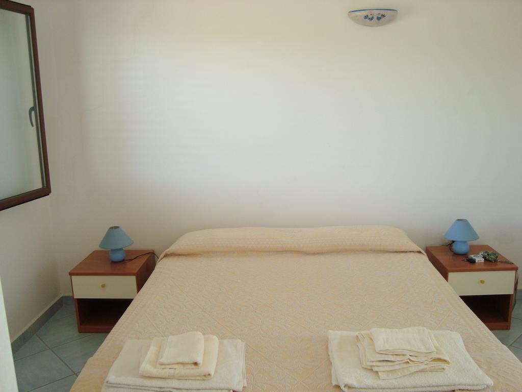 Case Vacanza Rosa Porto San Paolo  Exterior photo