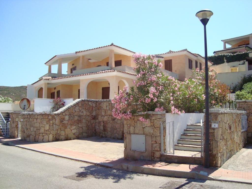 Case Vacanza Rosa Porto San Paolo  Exterior photo
