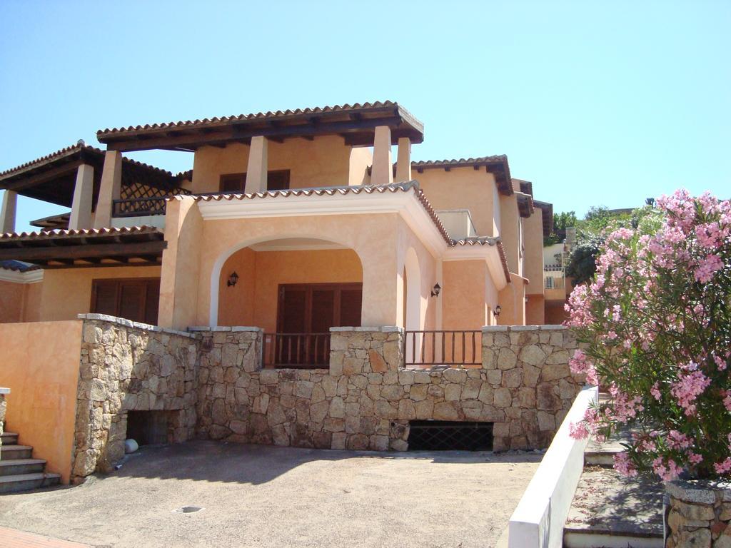 Case Vacanza Rosa Porto San Paolo  Exterior photo