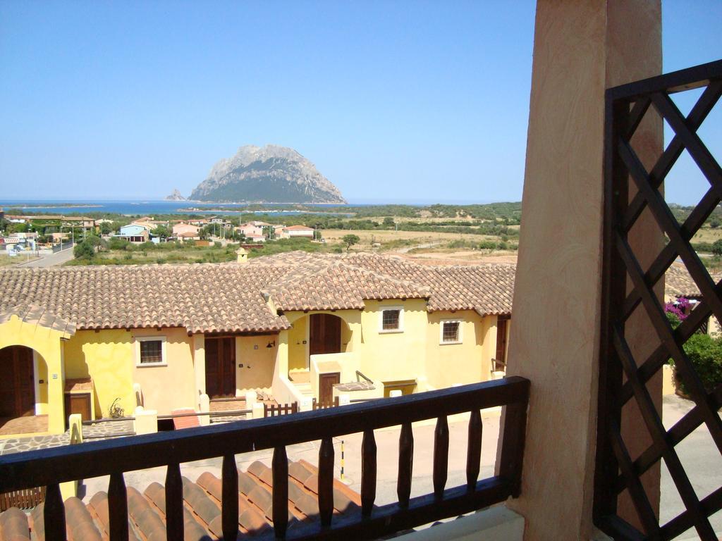 Case Vacanza Rosa Porto San Paolo  Exterior photo