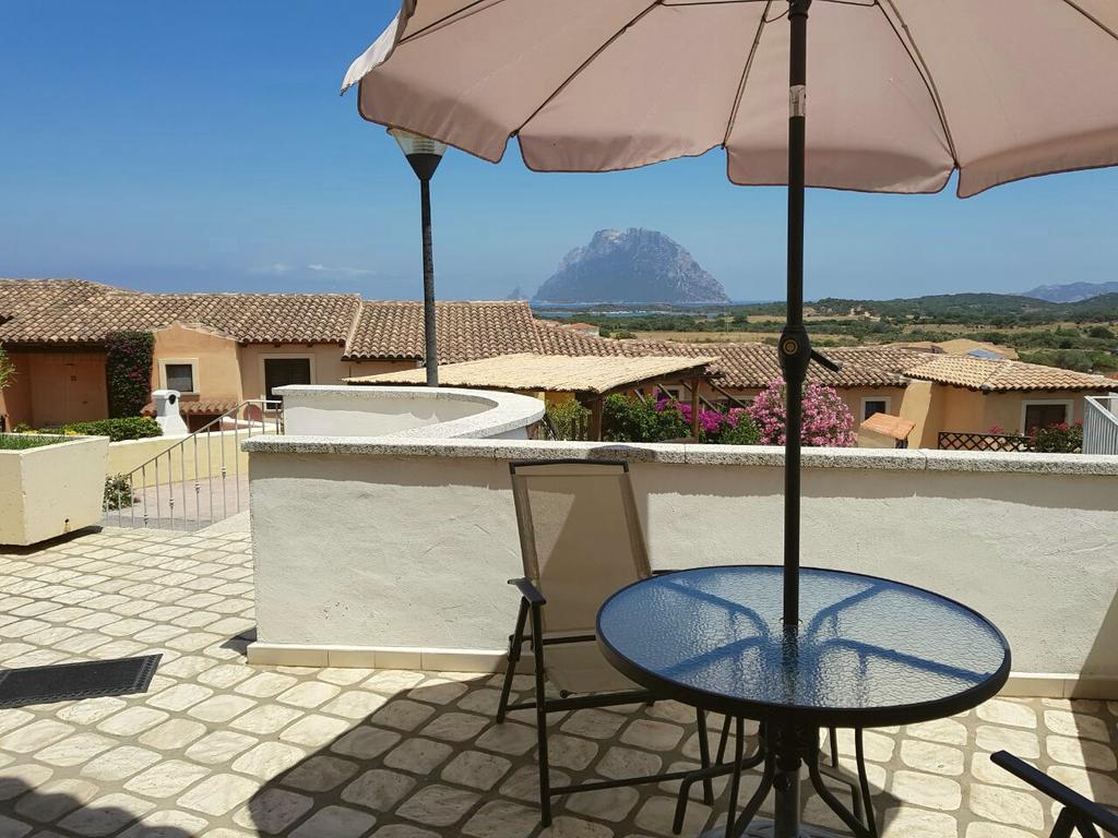Case Vacanza Rosa Porto San Paolo  Exterior photo