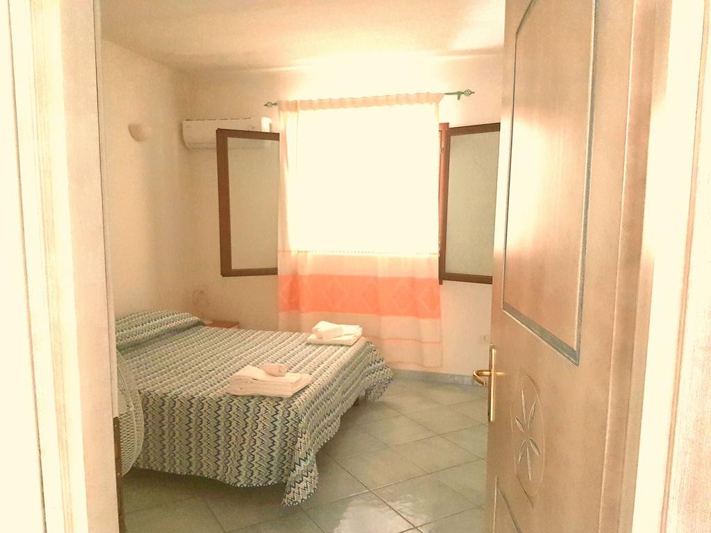 Case Vacanza Rosa Porto San Paolo  Exterior photo